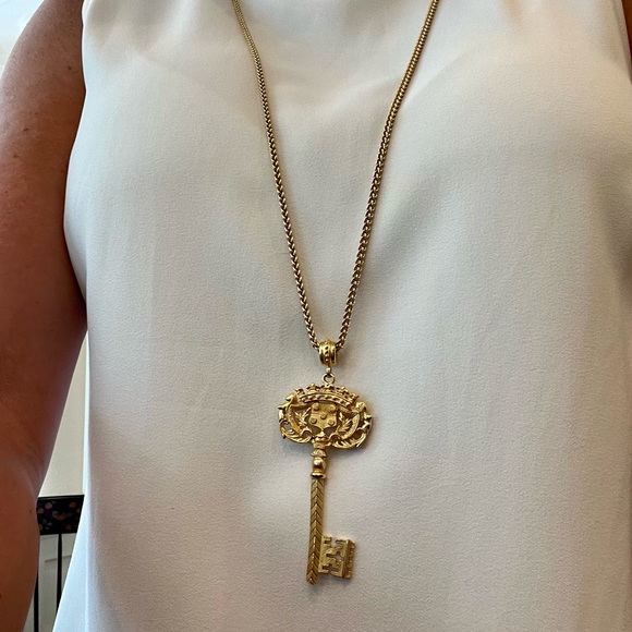 Ben-Amun Key Charm Pendant Necklace - Picture 5 of 16